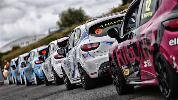 Renault Sport - Clio Cup - Yellow Clio on the racetrack