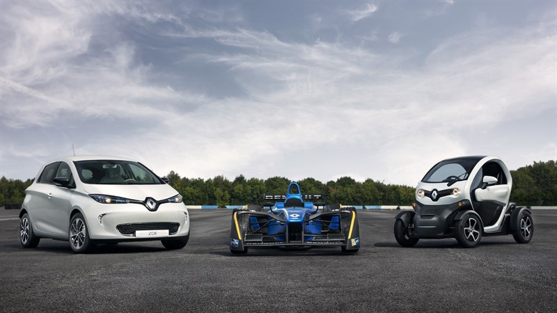 Showcasing Formula E and other Renault electric vehicles